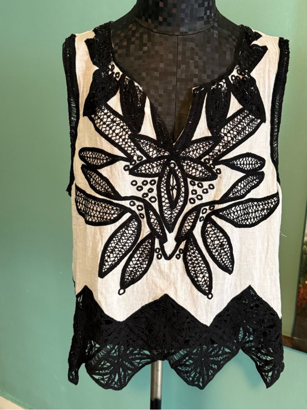 Anthropologie Meadow Rue Anatole Lace Tank Top